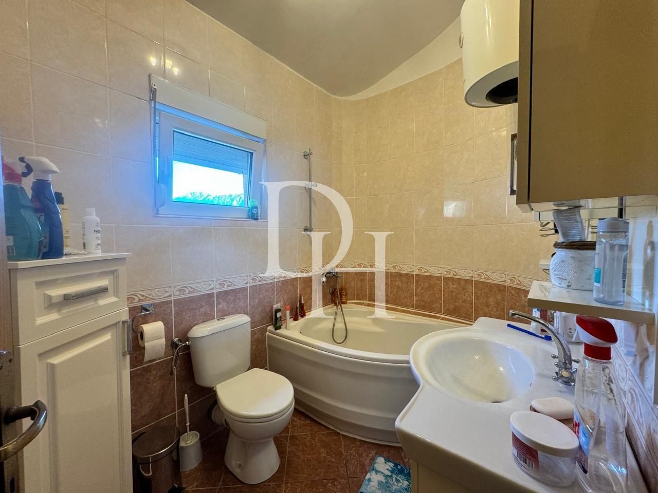 Villa in Bar, Montenegro, 145m2 - for 220&nbsp;000€ - Ref: 71854 photo 6