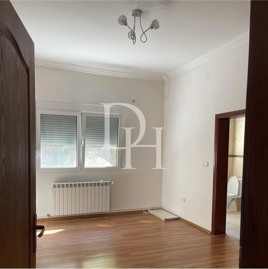 Вилла в Баре, Черногория, 240м2 - стоимость 290&nbsp;000€ - Ref: 71846 фото 4