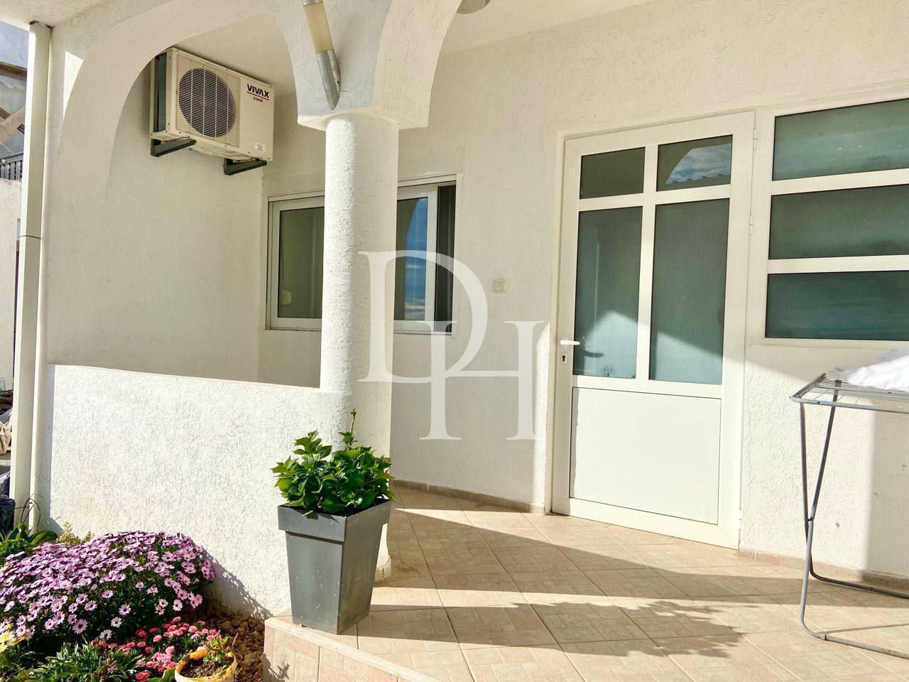 Апартаменти у Добра Вода, Чорногорія, 44м2 - вартість 75&nbsp;000€ - Ref: 71837 фото 3