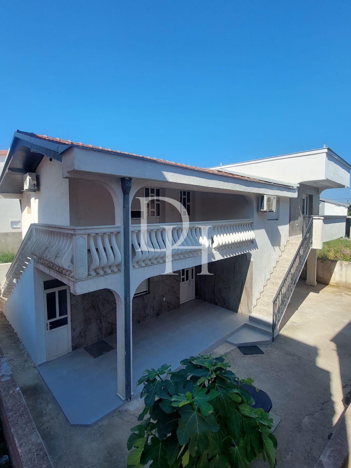 Коттедж в Добра воде, Черногория, 242м2 - стоимость 149&nbsp;000€ - Ref: 71826 фото 2