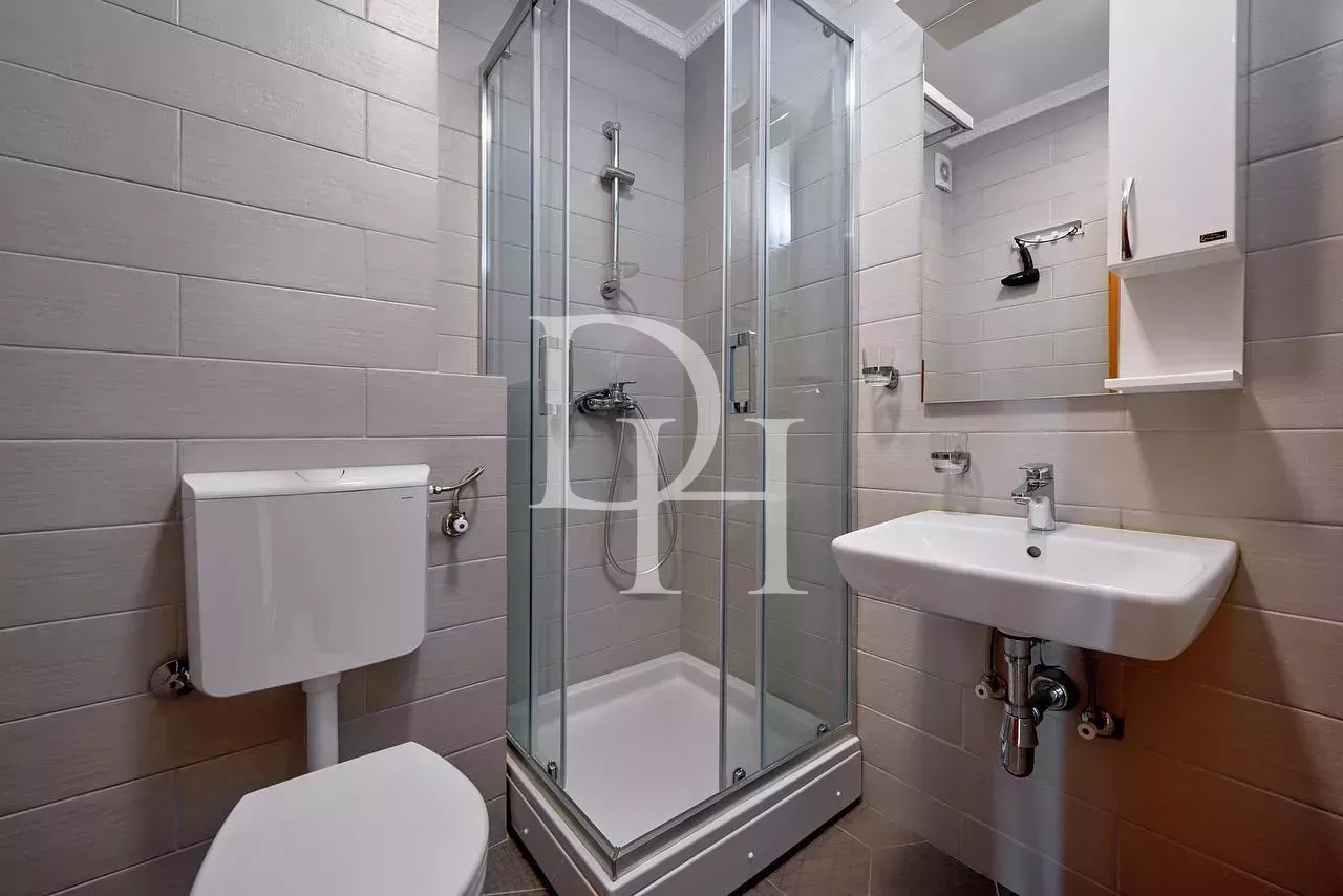 Hotel w Petrovacu, Czarnogóra, 833m2 - koszt 670&nbsp;000€ - Ref: 71749 zdjęcia 5