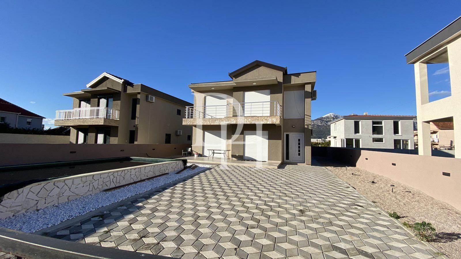 Коттедж в Баре, Черногория, 200м2 - стоимость 270&nbsp;000€ - Ref: 71708 фото 1