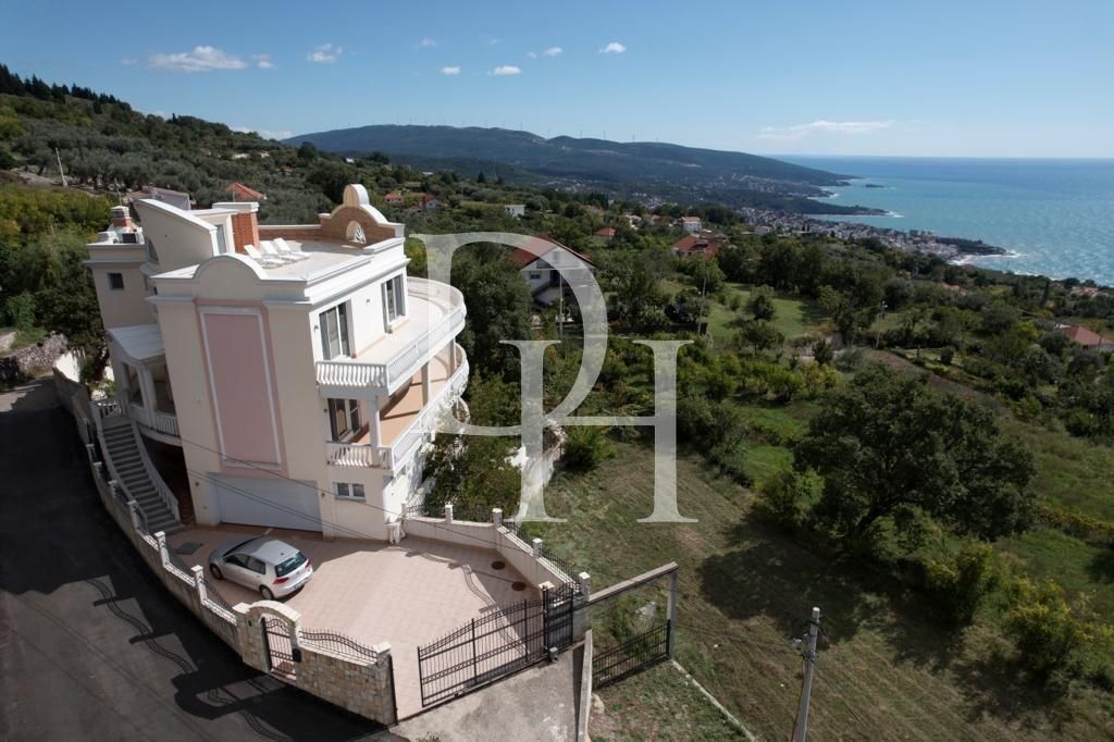 Вилла в Добра воде, Черногория, 859м2 - стоимость 677&nbsp;000€ - Ref: 71632 фото 1