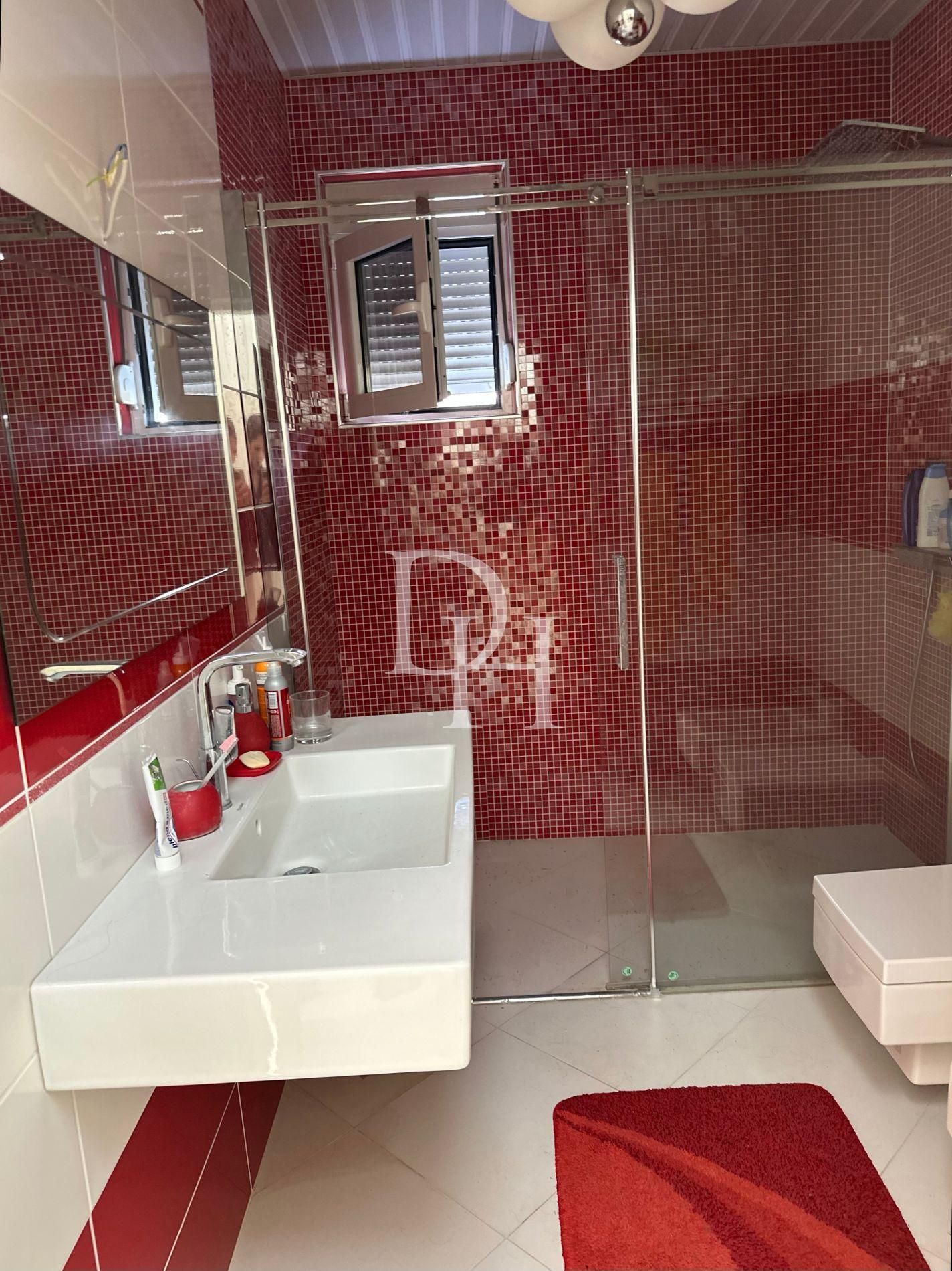 Villa in Dobra Voda, Montenegro, 568m2 - for 1&nbsp;500&nbsp;000€ - Ref: 71546 photo 13