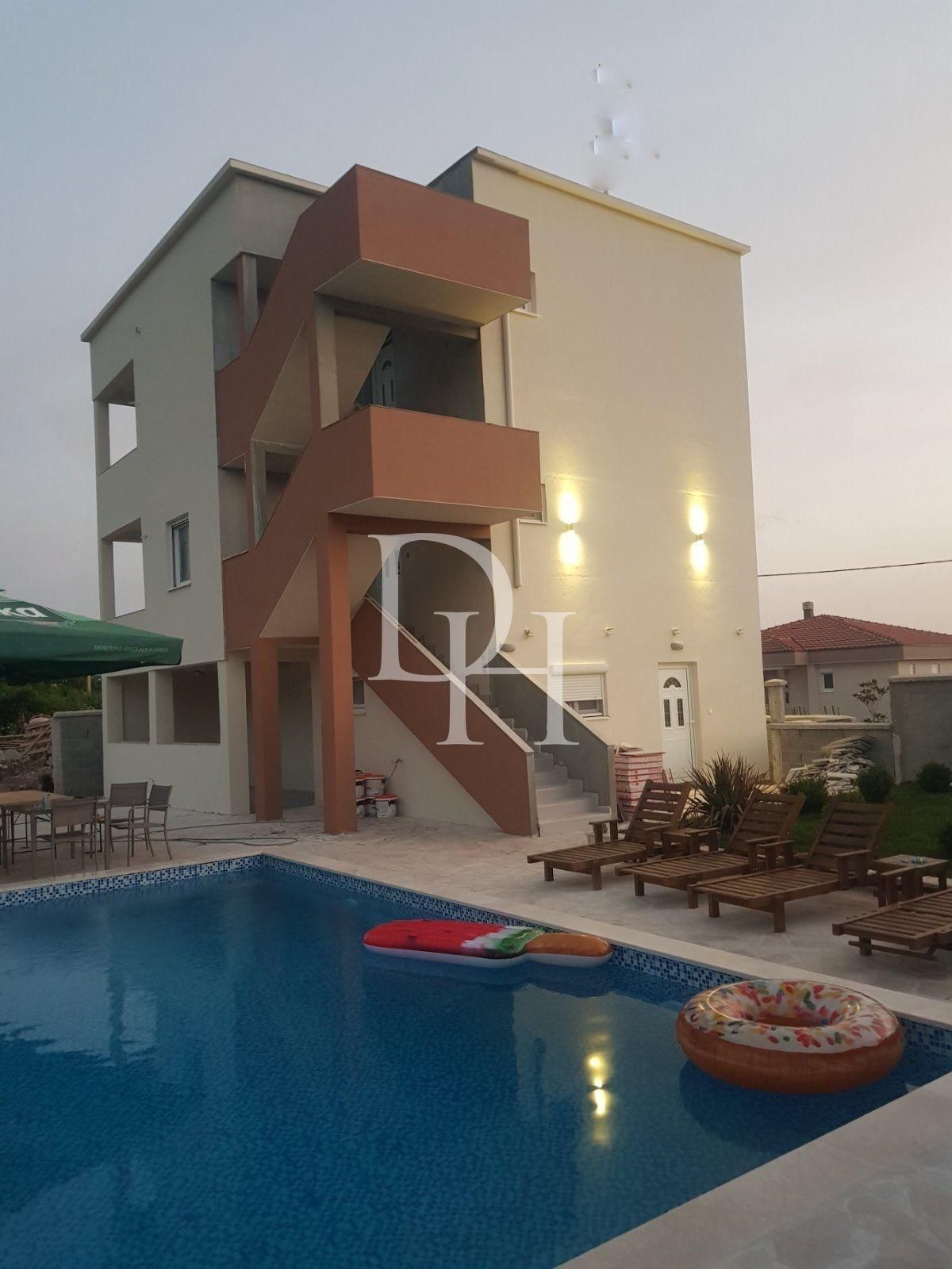 Häuschen in Budva, Montenegro, 240m2 - kosten 360&nbsp;000€ - Ref: 71536 foto 1