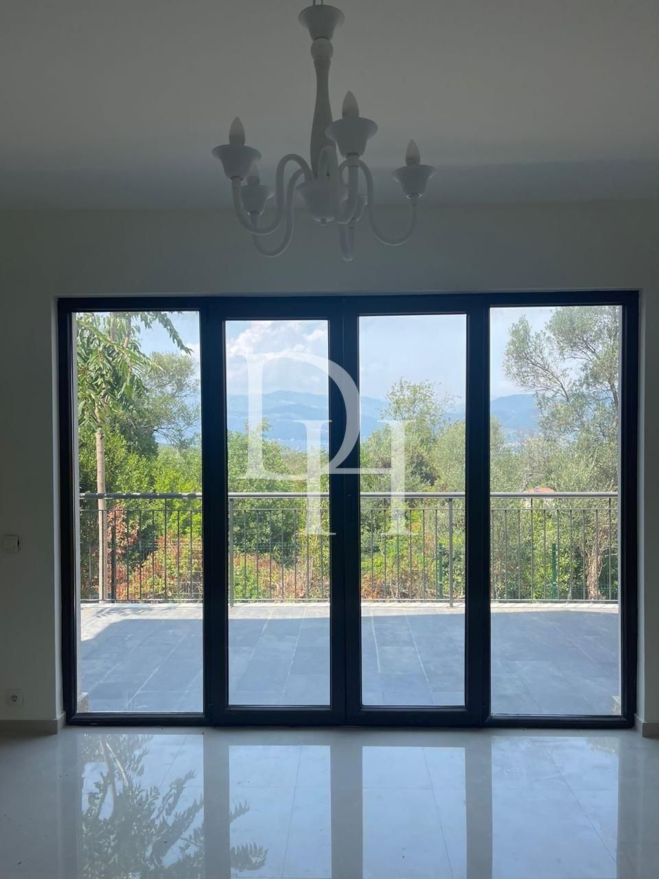 Таунхаус в Тивате, Черногория, 108м2 - стоимость 230&nbsp;000€ - Ref: 71484 фото 6