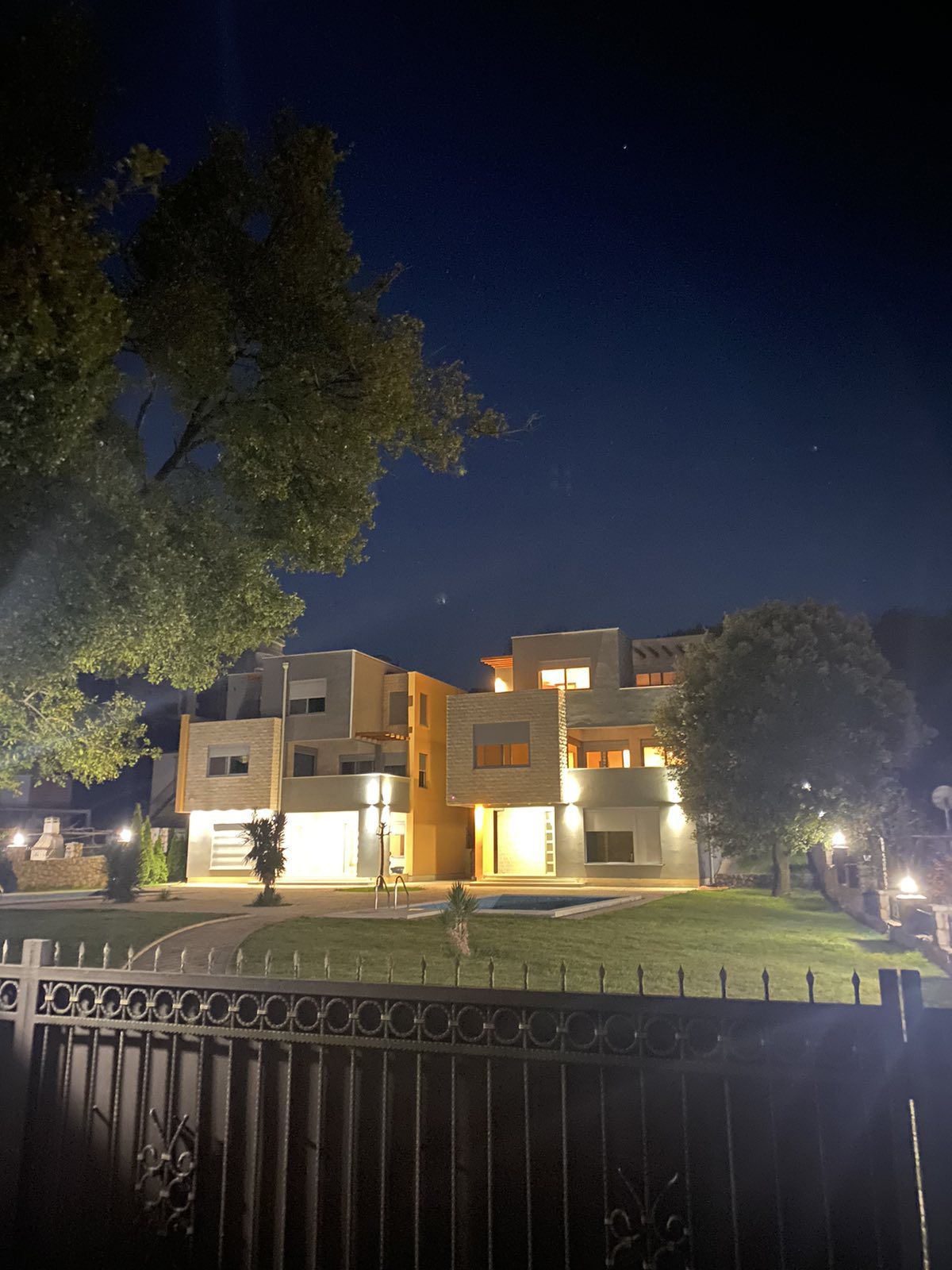 Вилла в Утехе, Черногория, 280м2 - стоимость 370&nbsp;000€ - Ref: 71355 фото 1