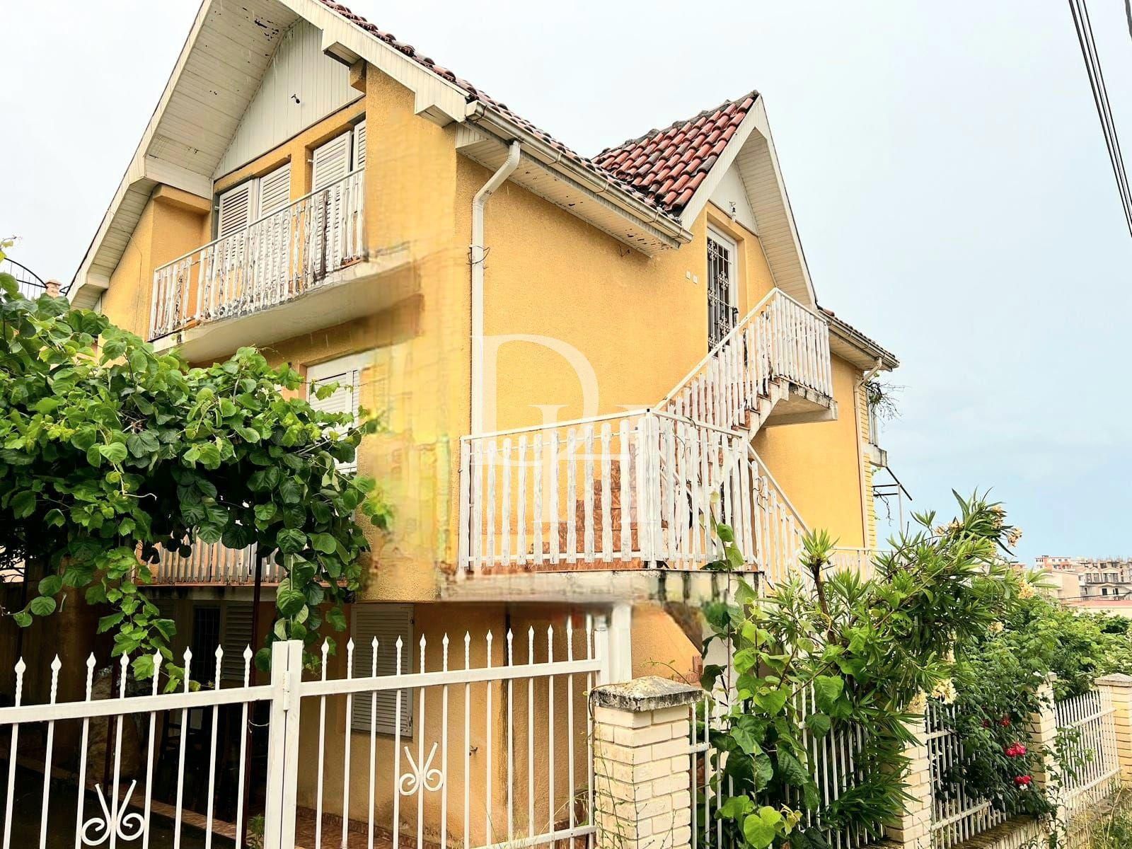 Коттедж в Добра воде, Черногория, 180м2 - стоимость 165&nbsp;000€ - Ref: 71347 фото 1