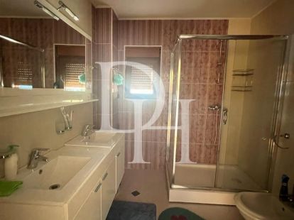 Cottage in Herceg Novi, Montenegro, 240m2 - for 365&nbsp;000€ - Ref: 71199 photo 6