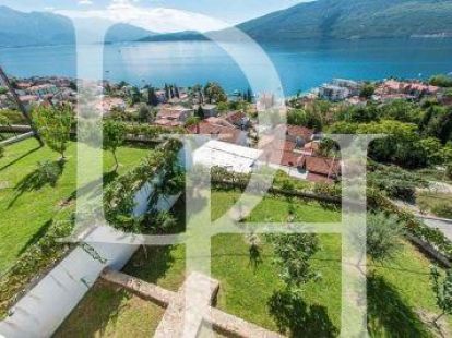 Вилла в Дженовичах, Черногория, 760м2 - стоимость 1&nbsp;600&nbsp;000€ - Ref: 71164 фото 2