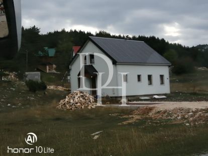 Dom szeregowy w Zabljaku, Czarnogóra, 130m2 - koszt 170&nbsp;000€ - Ref: 71113 zdjęcia 2