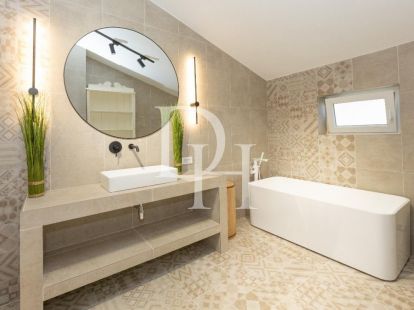 Вилла в Тивате, Черногория, 234м2 - стоимость 750&nbsp;000€ - Ref: 72187 фото 15