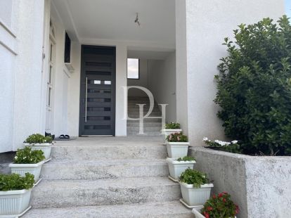 Коттедж в Подгорице, Черногория, 340м2 - стоимость 290&nbsp;000€ - Ref: 72008 фото 16