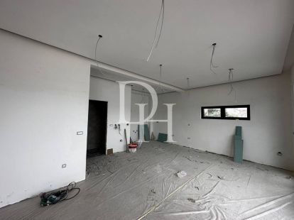 Вилла в Крашичах, Черногория, 200м2 - стоимость 530&nbsp;000€ - Ref: 71985 фото 5