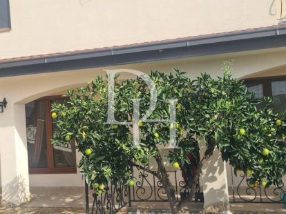 Villa in Bar, Montenegro, 300m2 - for 500&nbsp;000€ - Ref: 71954 photo 2