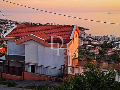 Коттедж в Добра воде, Черногория за 235 000€ (ID:71901)