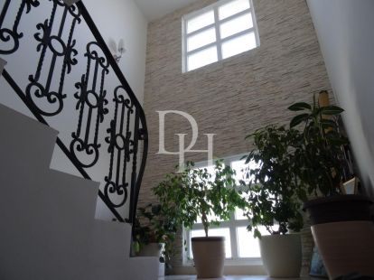 Villa in Sutomore, Montenegro, 220m2 - for 350&nbsp;000€ - Ref: 71525 photo 9