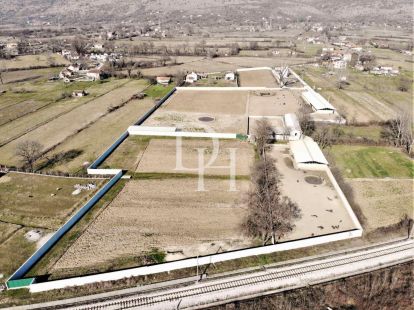 Bussiness in Danilovgrad, Montenegro, 1 000m2 - for 850&nbsp;000€ - Ref: 71346 photo 2