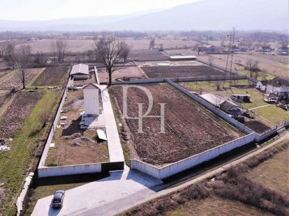 Bussiness in Danilovgrad, Montenegro, 1 000m2 - for 850&nbsp;000€ - Ref: 71346 photo 3