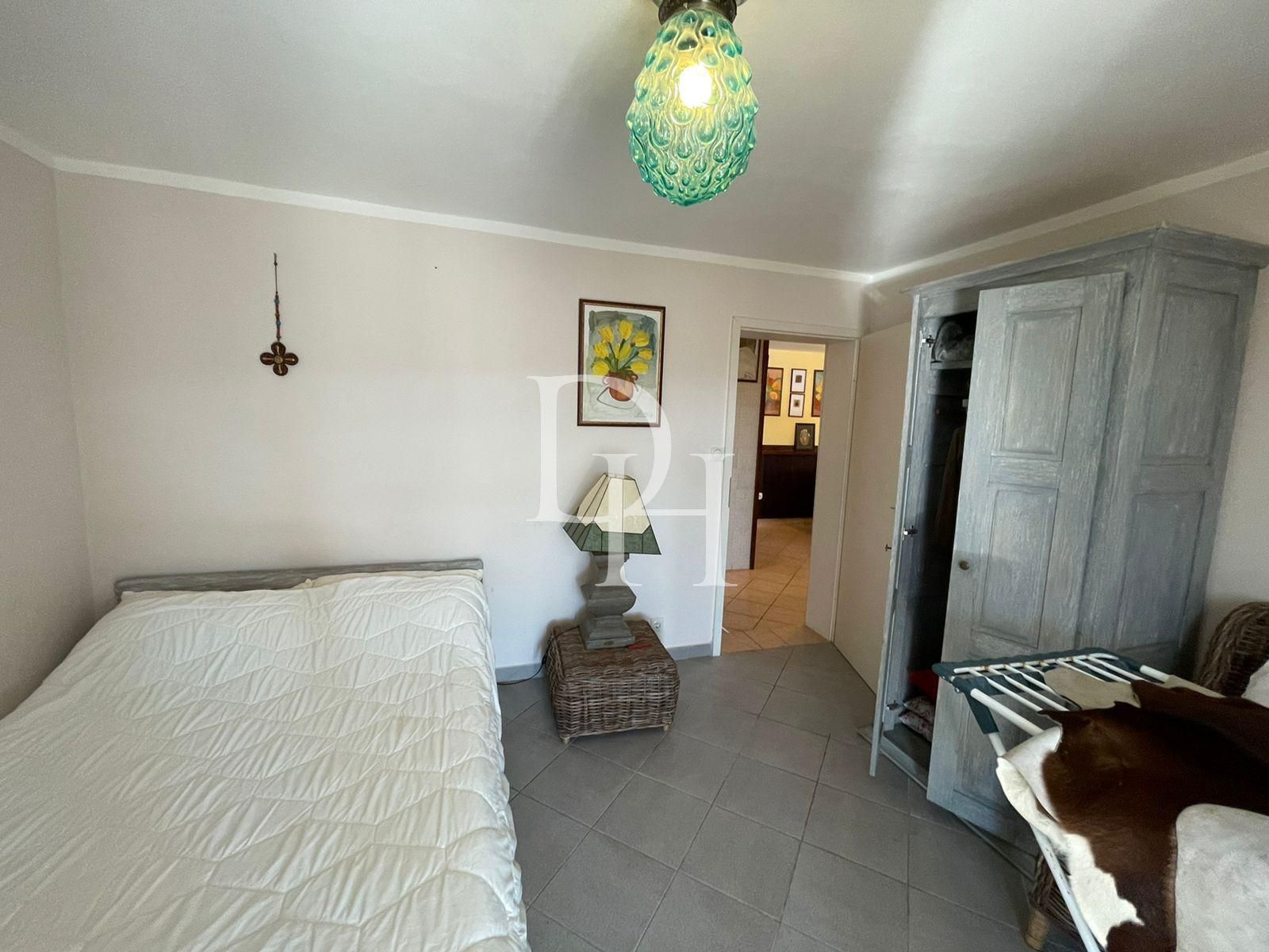 Villa in Tivat, Montenegro, 210m2 - for 350&nbsp;000€ - Ref: 71335 photo 3