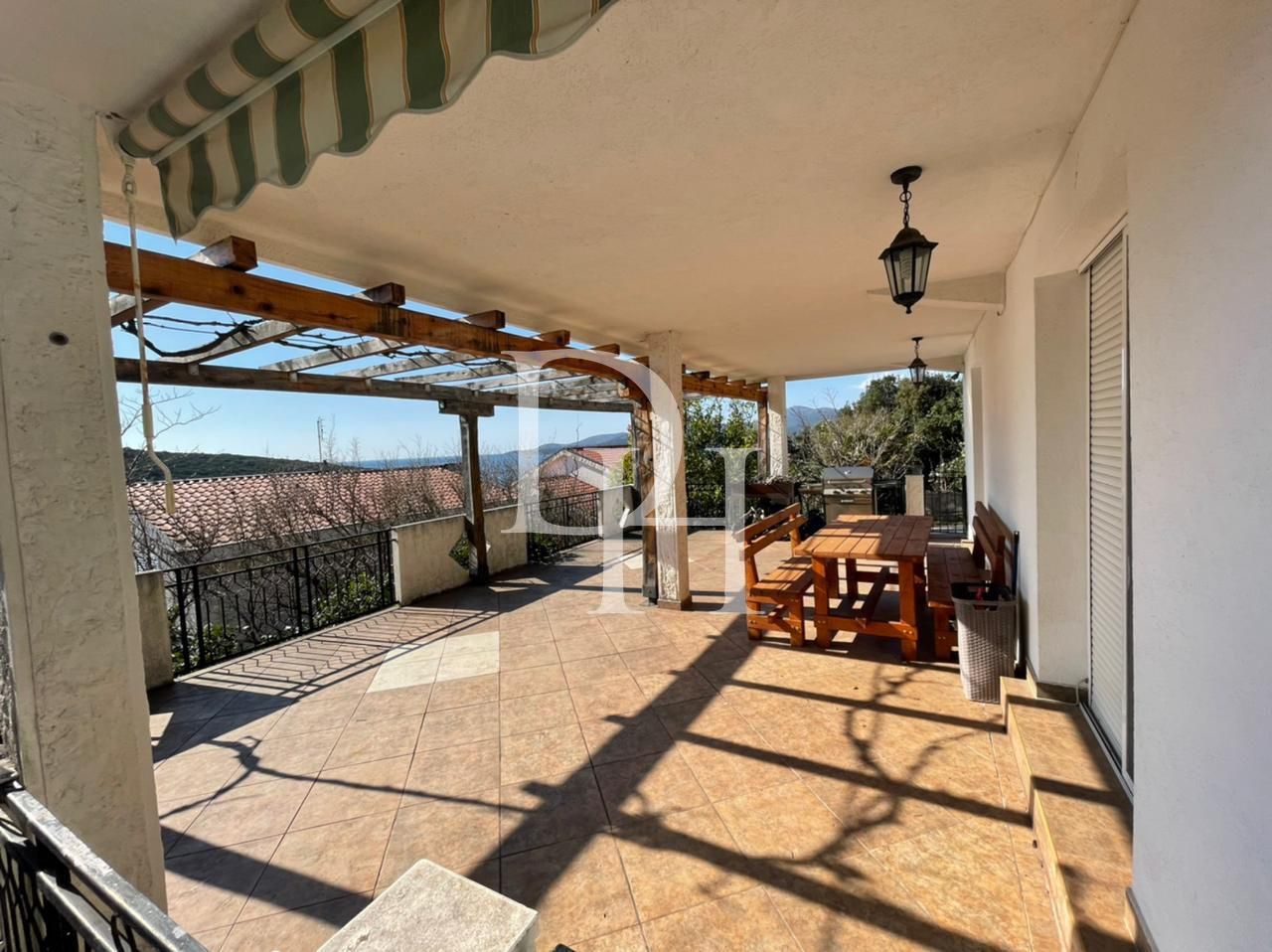 Вилла в Тивате, Черногория, 200м2 - стоимость 350&nbsp;000€ - Ref: 71312 фото 25