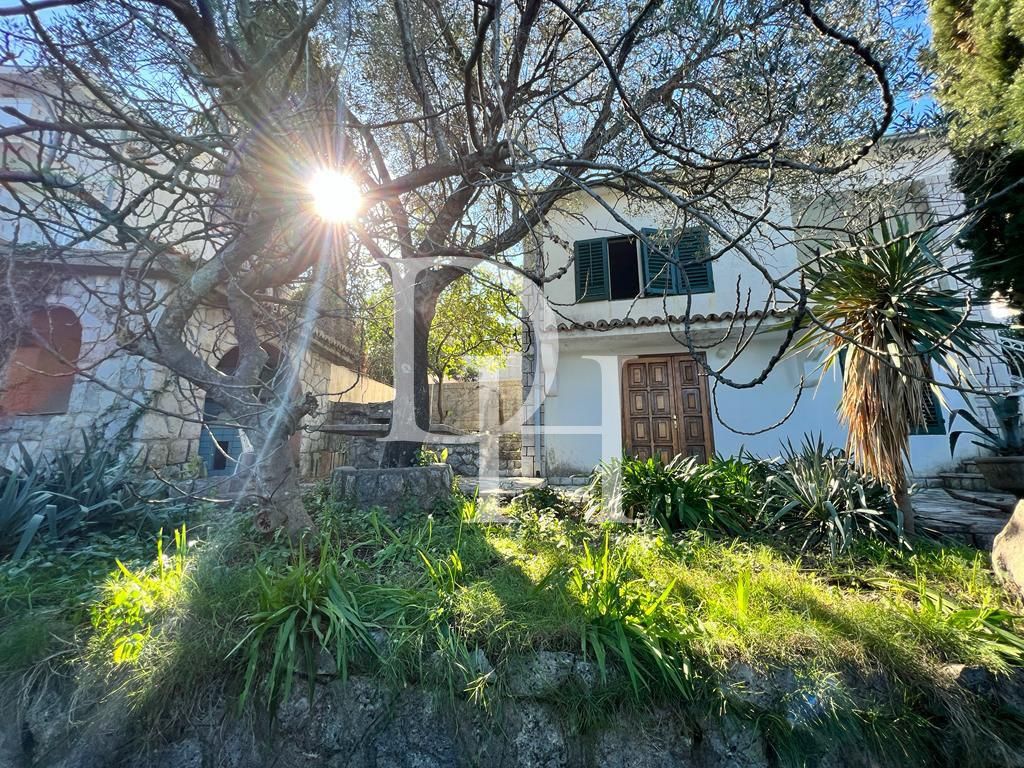 Коттедж в Крашичах, Черногория, 154м2 - стоимость 250&nbsp;000€ - Ref: 71303 фото 3