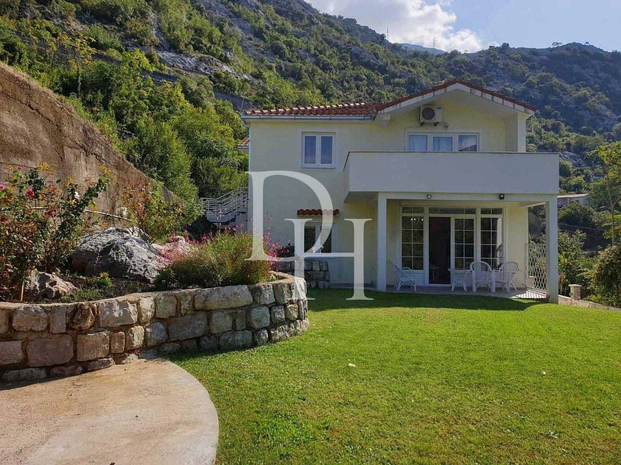 Коттедж в Которе, Черногория, 240м2 - стоимость 470&nbsp;000€ - Ref: 71236 фото 1