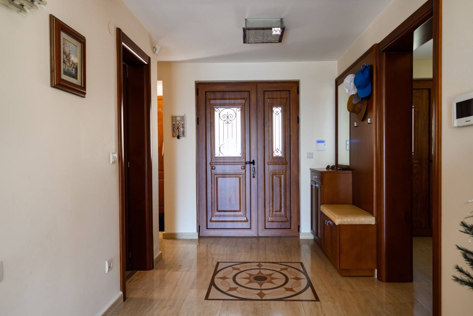 Villa in Bar, Montenegro, 252m2 - for 550&nbsp;000€ - Ref: 72245 photo 19