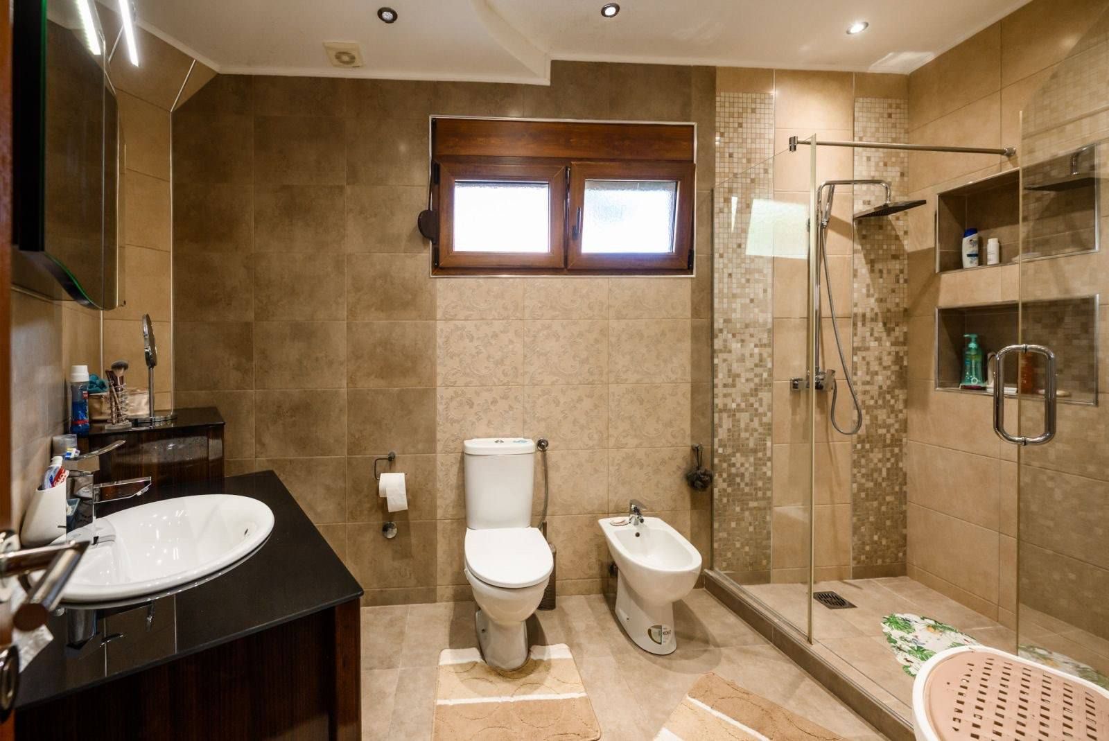 Villa in Bar, Montenegro, 252m2 - for 550&nbsp;000€ - Ref: 72245 photo 5