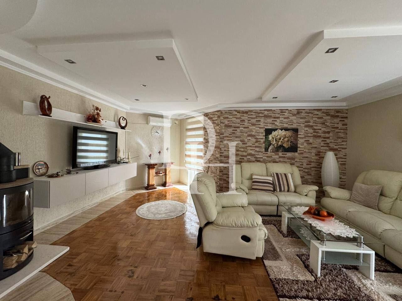 Вилла в Баре, Черногория, 153м2 - стоимость 290&nbsp;000€ - Ref: 72239 фото 1