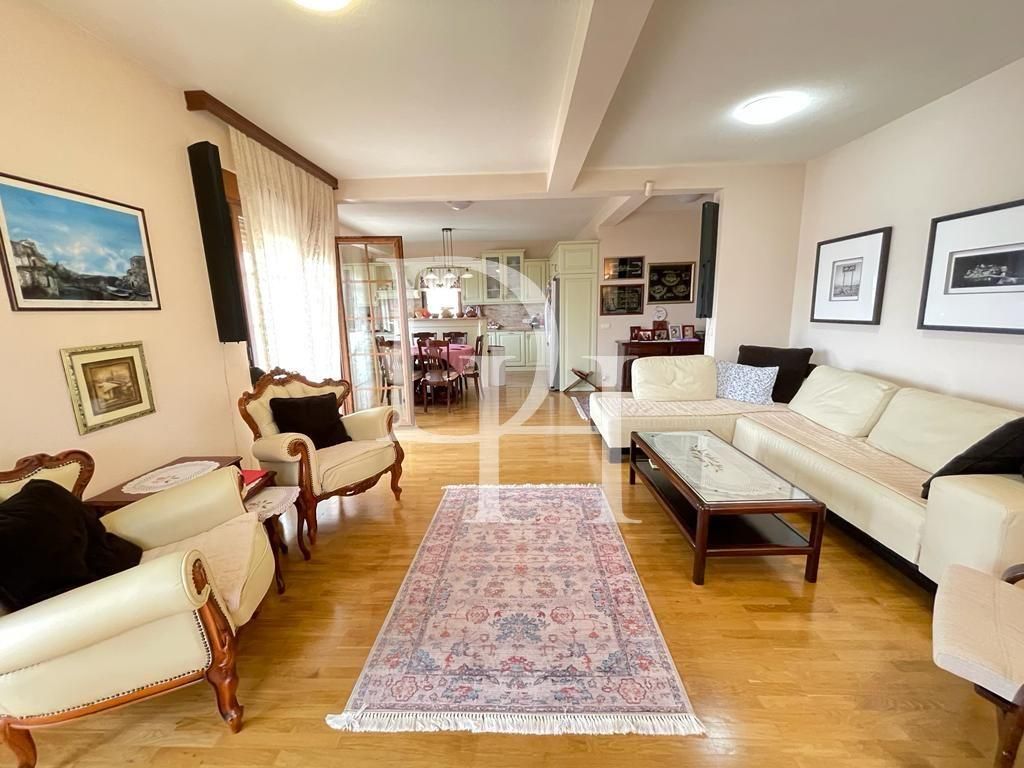 Villa in Bar, Montenegro, 345m2 - for 450&nbsp;000€ - Ref: 72217 photo 15