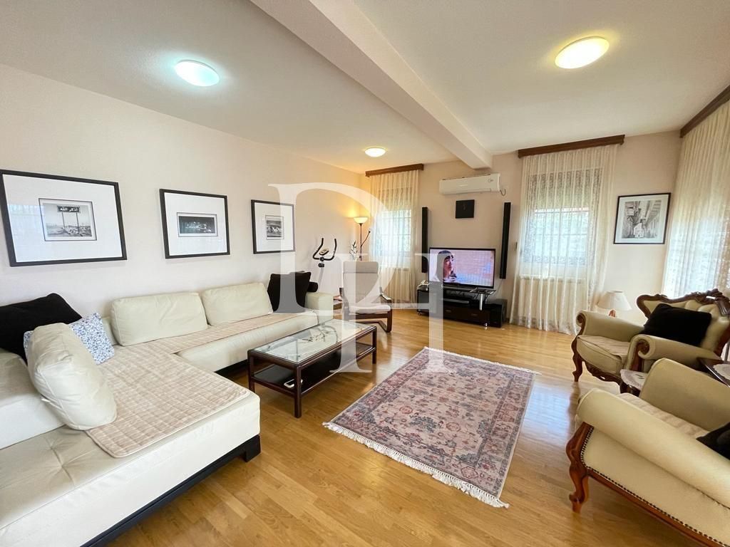 Villa in Bar, Montenegro, 345m2 - for 450&nbsp;000€ - Ref: 72217 photo 17