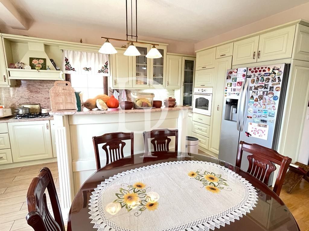 Villa in Bar, Montenegro, 345m2 - for 450&nbsp;000€ - Ref: 72217 photo 19