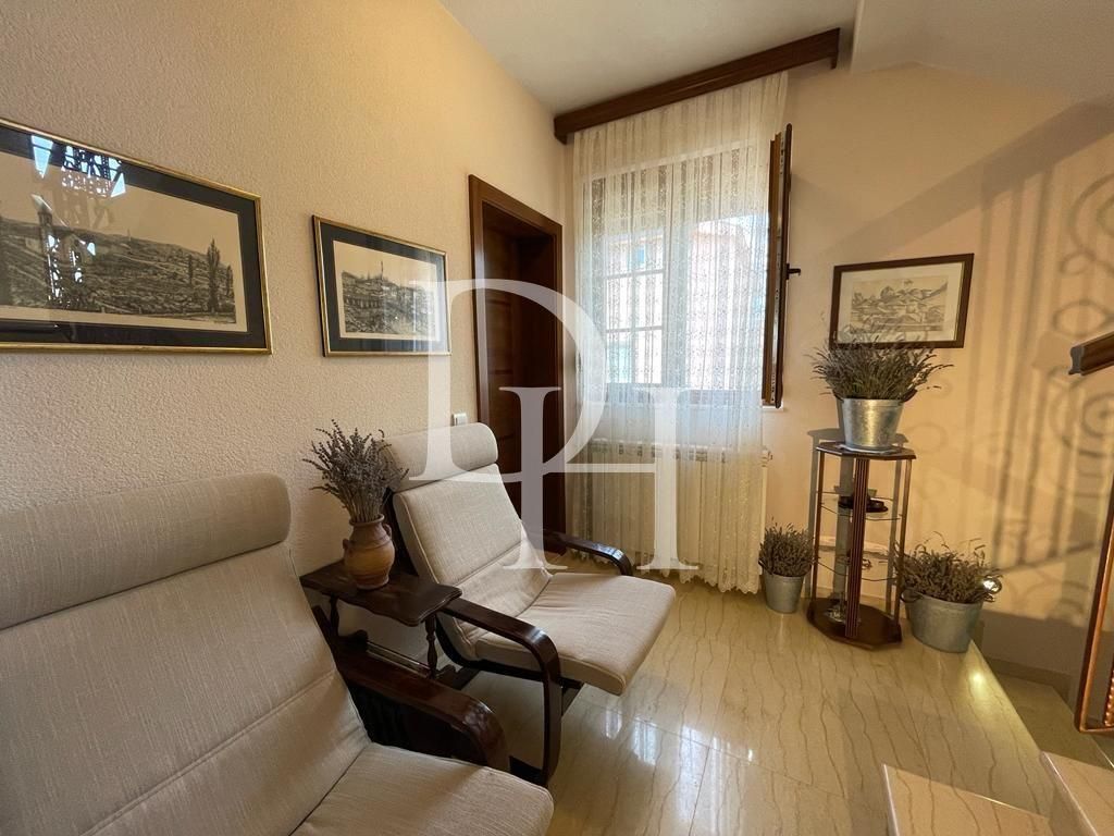 Villa in Bar, Montenegro, 345m2 - for 450&nbsp;000€ - Ref: 72217 photo 22