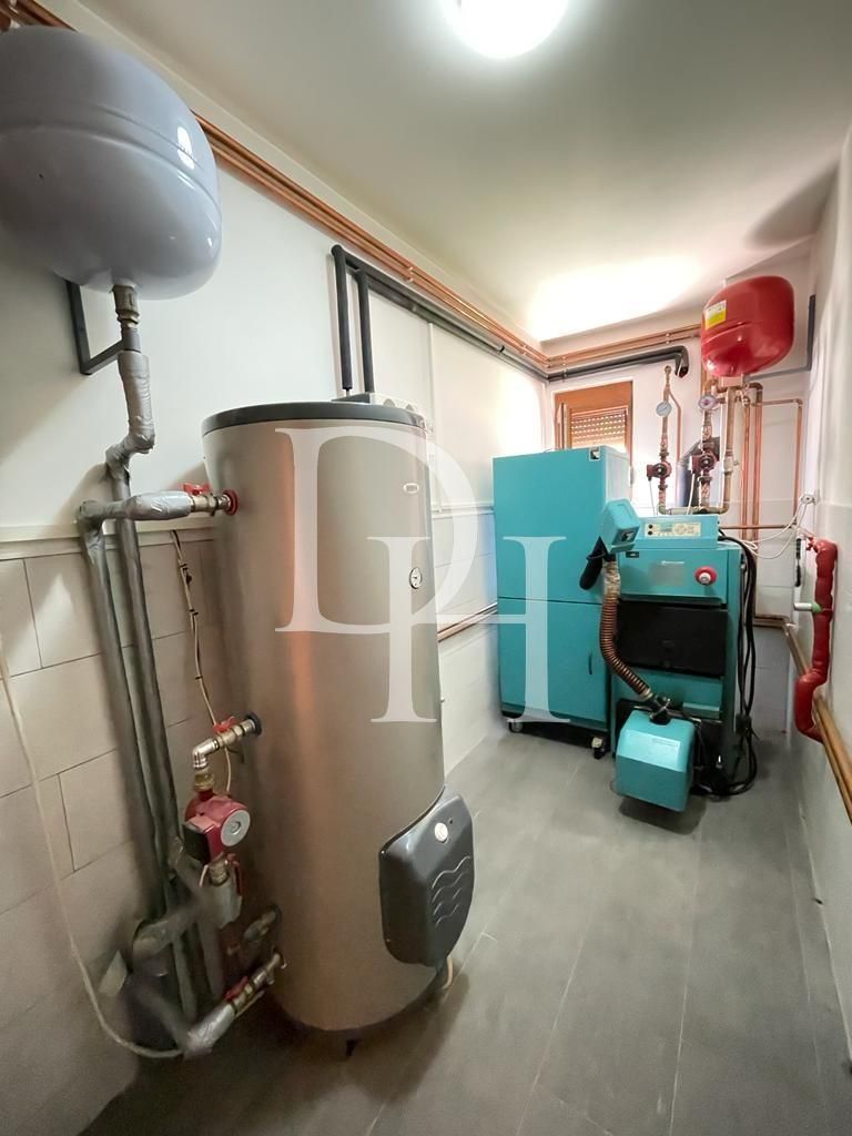 Villa in Bar, Montenegro, 345m2 - for 450&nbsp;000€ - Ref: 72217 photo 29