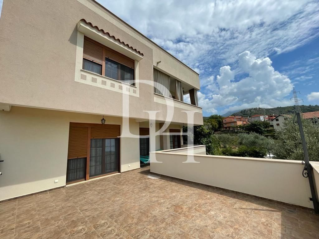 Villa in Bar, Montenegro, 345m2 - for 450&nbsp;000€ - Ref: 72217 photo 31