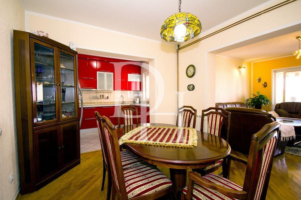 Villa in Bar, Montenegro, 292m2 - for 470&nbsp;000€ - Ref: 72208 photo 14