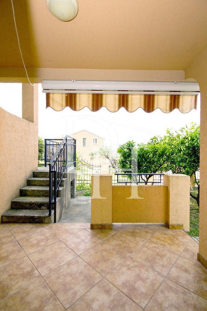 Villa in Bar, Montenegro, 292m2 - for 470&nbsp;000€ - Ref: 72208 photo 17