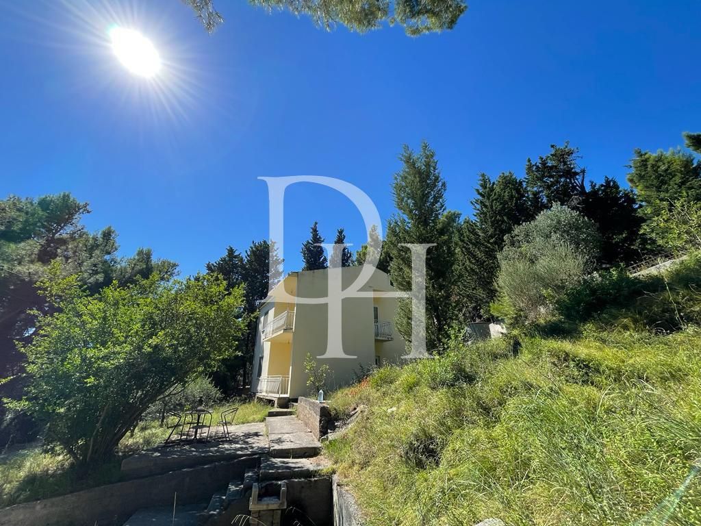 Villa in Bar, Montenegro, 150m2 - for 230&nbsp;000€ - Ref: 72205 photo 3