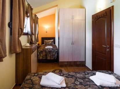 Villa in Bar, Montenegro, 252m2 - for 550&nbsp;000€ - Ref: 72245 photo 4