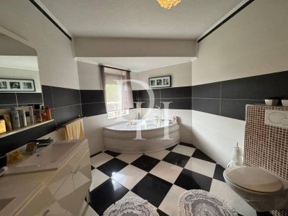 Вилла в Баре, Черногория, 153м2 - стоимость 290&nbsp;000€ - Ref: 72239 фото 9