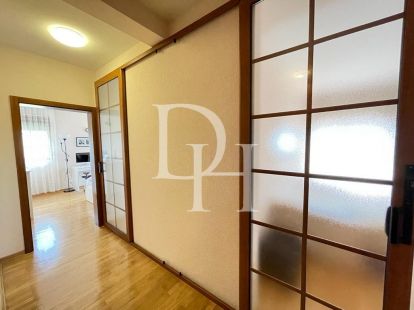 Villa in Bar, Montenegro, 345m2 - for 450&nbsp;000€ - Ref: 72217 photo 27