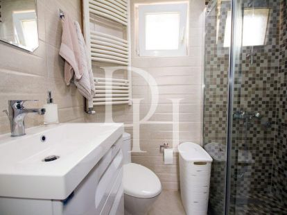 Villa in Bar, Montenegro, 292m2 - for 470&nbsp;000€ - Ref: 72208 photo 10