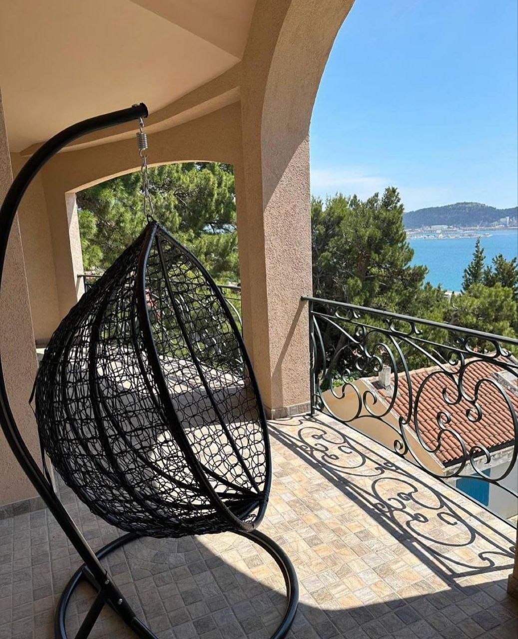 Вилла в Баре, Черногория, 240м2 - стоимость 650&nbsp;000€ - Ref: 72276 фото 1