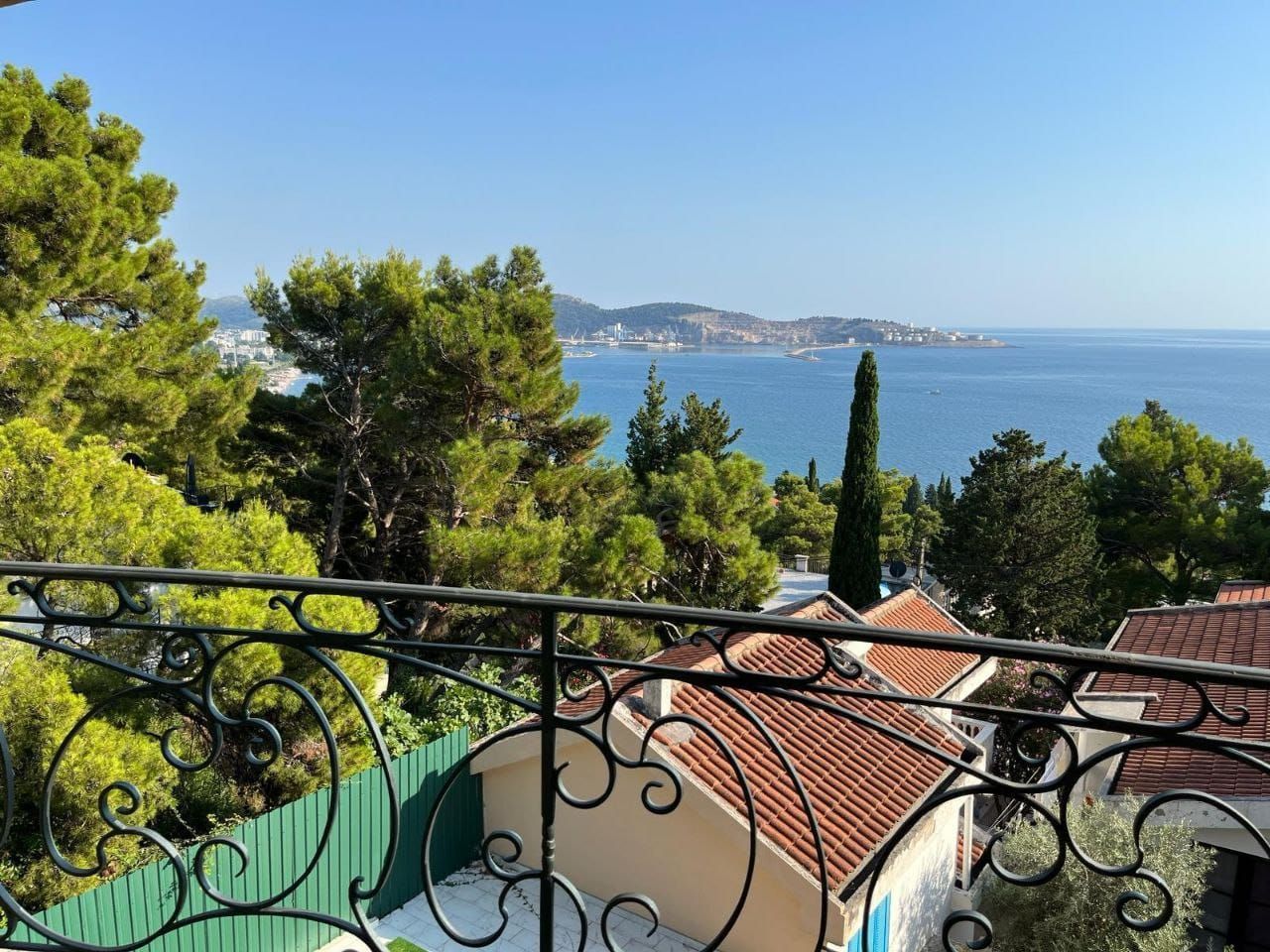 Вилла в Баре, Черногория, 240м2 - стоимость 650&nbsp;000€ - Ref: 72276 фото 2