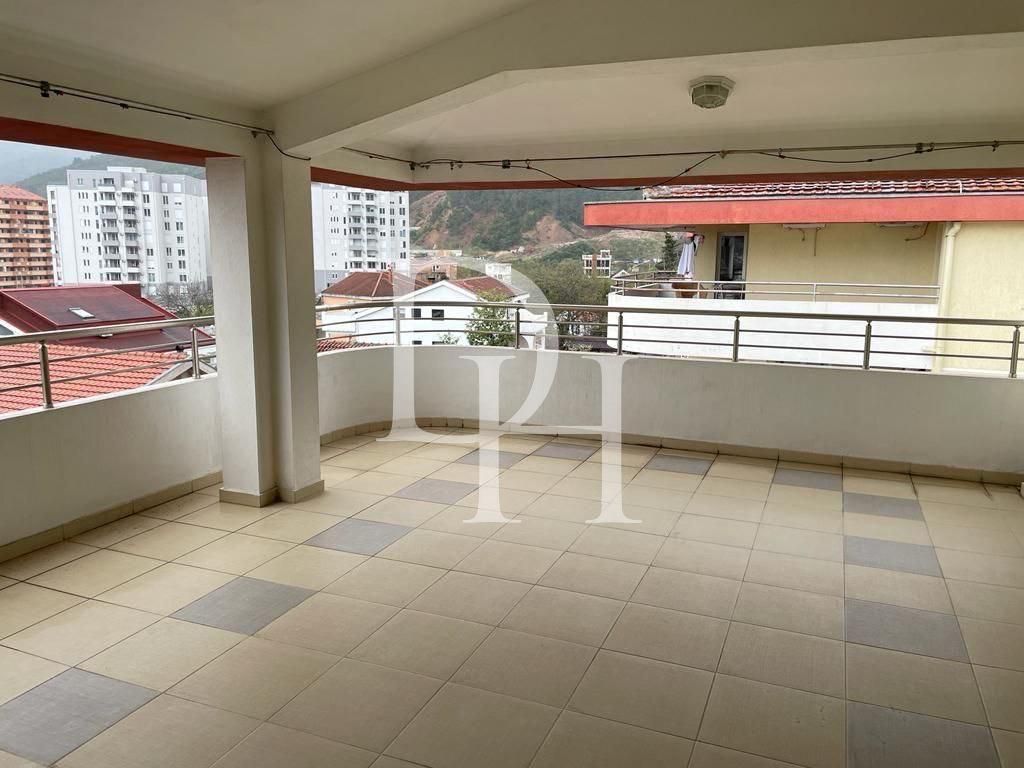 Mieszkania w Budvie, Czarnogóra, 250m2 - koszt 550&nbsp;000€ - Ref: 72295 zdjęcia 17