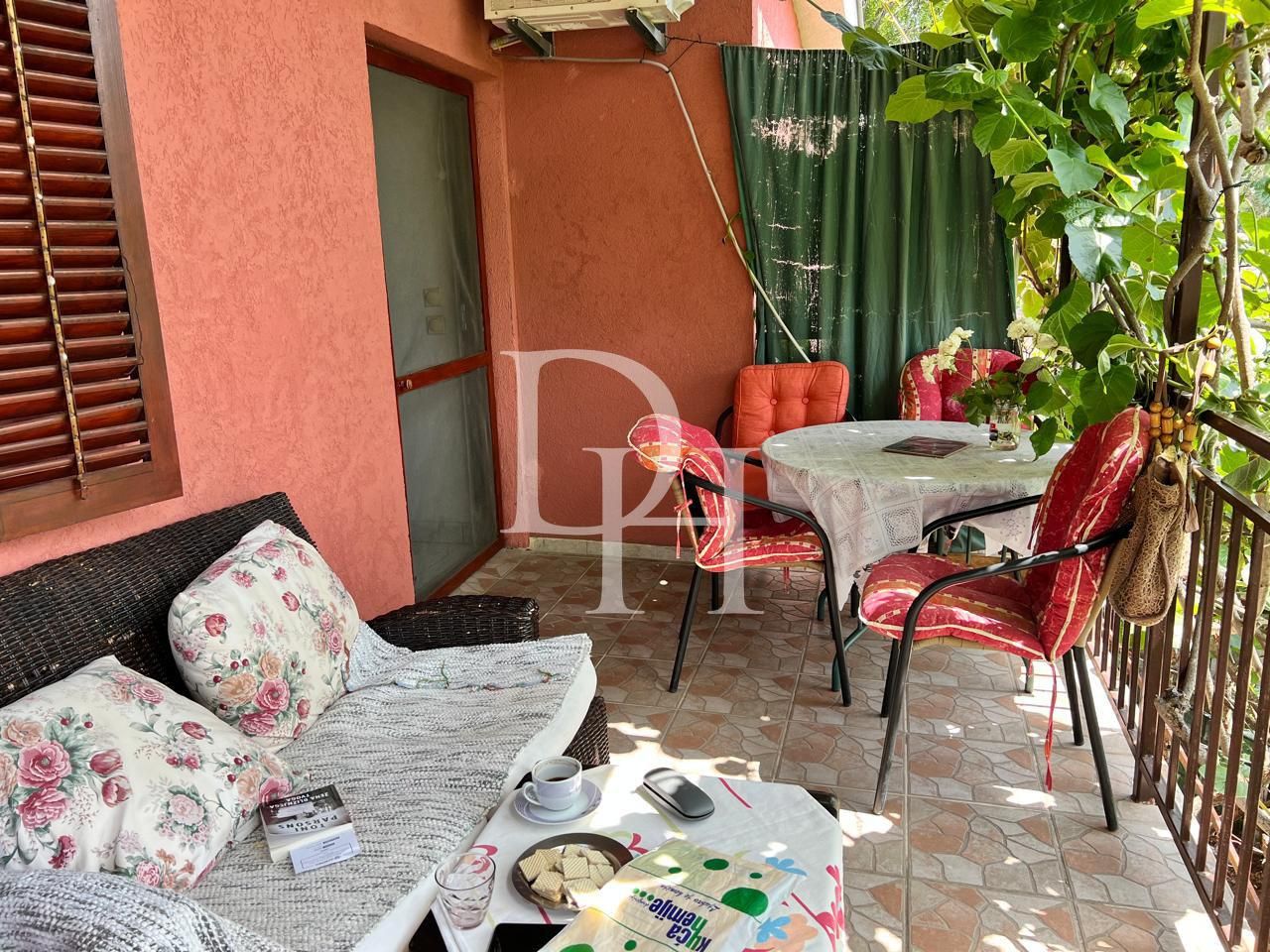 Cottage in Budva, Montenegro, 140m2 - for 150&nbsp;000€ - Ref: 72333 photo 2