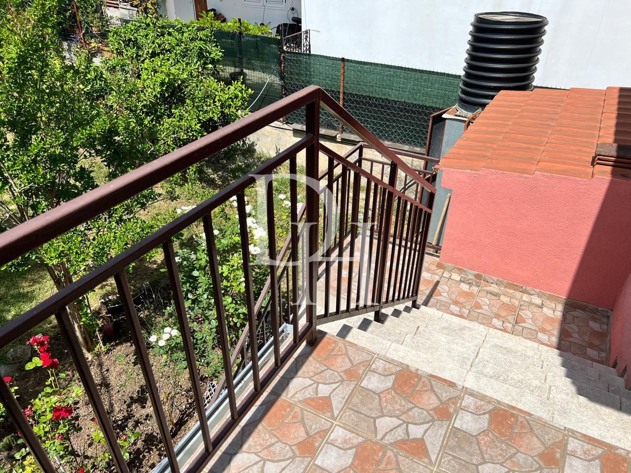 Cottage in Budva, Montenegro, 140m2 - for 150&nbsp;000€ - Ref: 72333 photo 23