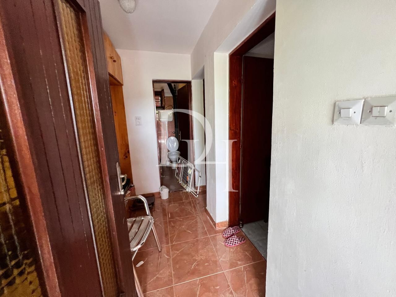 Cottage in Budva, Montenegro, 140m2 - for 150&nbsp;000€ - Ref: 72333 photo 8