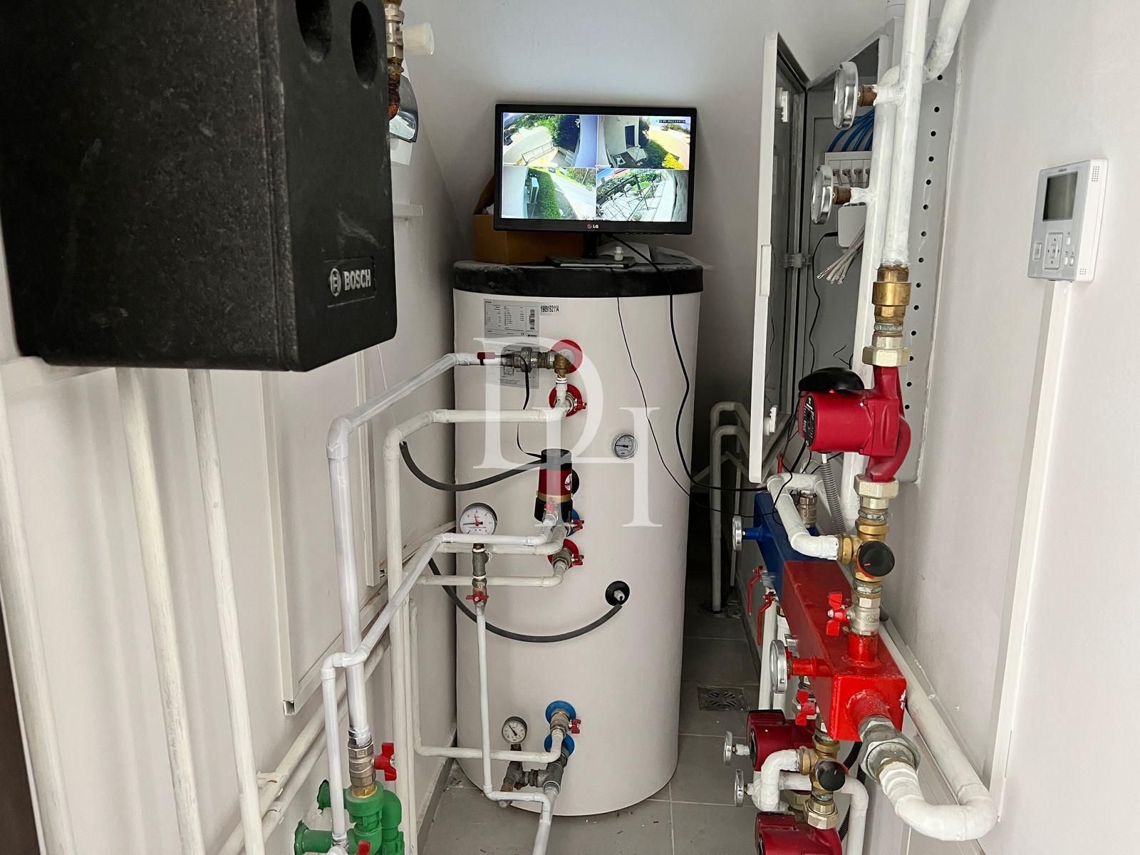 Villa in Rezhevichi in Budva, Montenegro, 180m2 - for 460&nbsp;000€ - Ref: 72328 photo 14